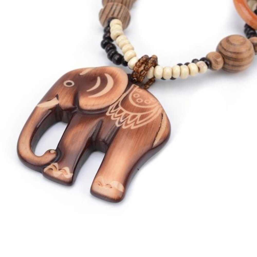 Houlifant Necklace